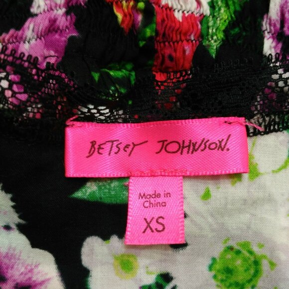 Betsey Johnson Floral Romper Size XS Kimono Sleeve Lounge Wear Lace Trim Deep V - Picture 12 of 12